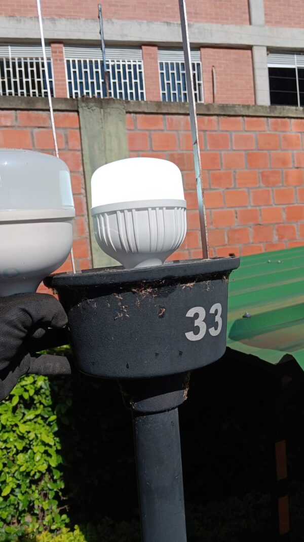 Bombillo LED  40W de Uso Interior – Ilumina con Eficiencia y Durabilidad (copia) (copia)