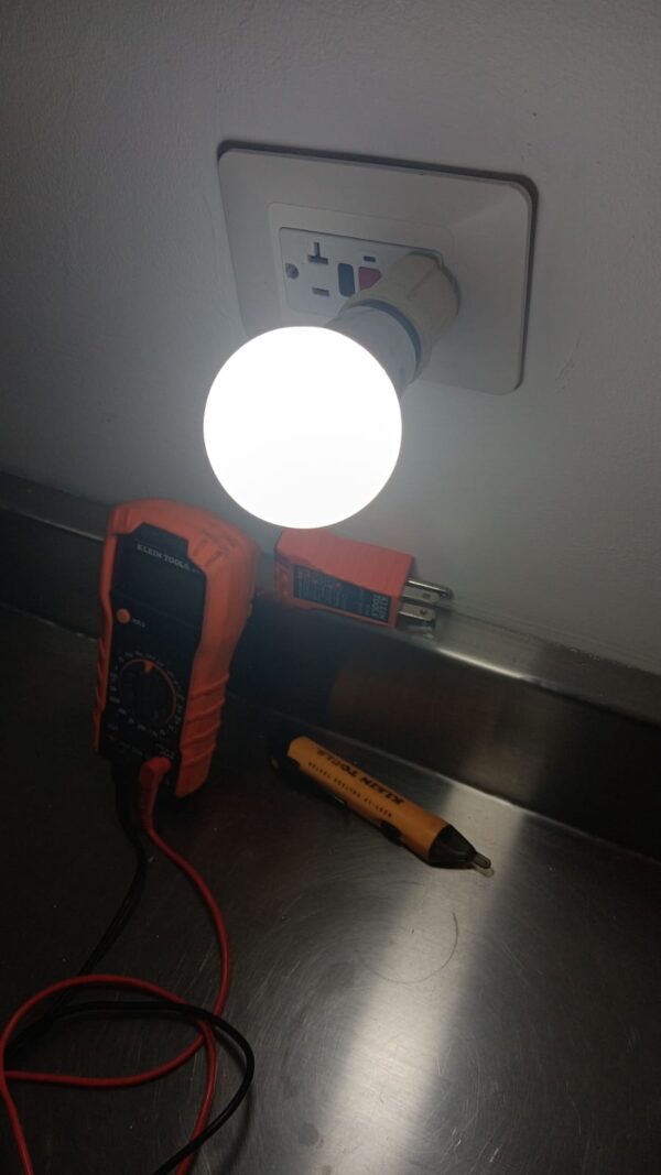 Bombillo LED de Uso Interior – Ilumina con Eficiencia y Durabilidad
