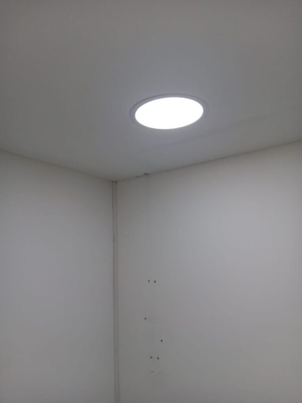 Lámpara LED Convencional 15W – Eficiencia y Durabilidad en tu Espacio